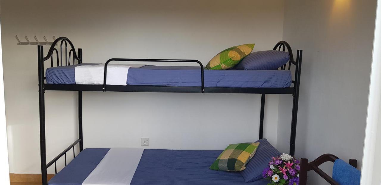 Lotus Villa Kandy Peradeniya Kültér fotó
